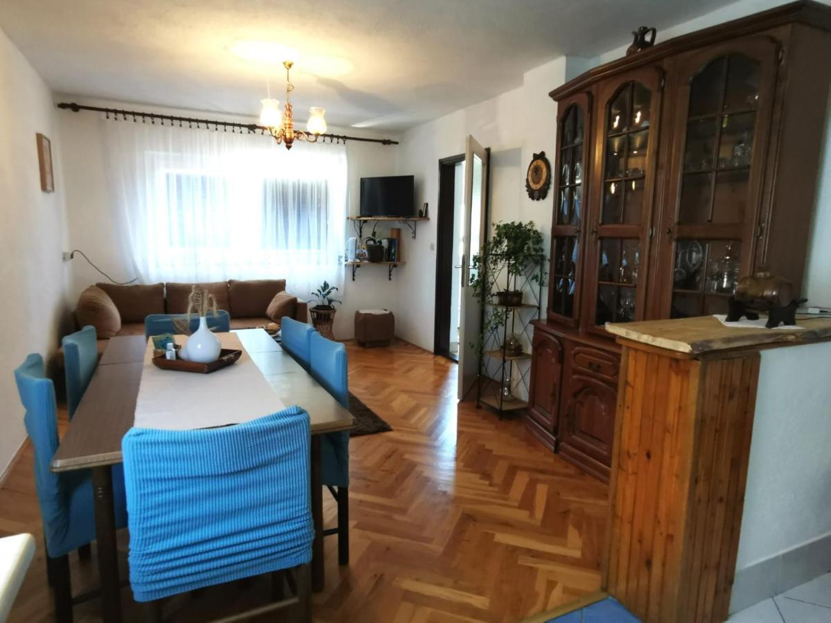 Apartman Pavelic Lovinac  Exterior photo